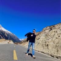 90+ "Derick" profiles