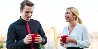 Multe obiceiuri, gesturi nu au dispărut din ea participă indirect la ceartă și nu este de acord cu cele auzite. Citirea Limbajului Trupului La Femei In Seductie Pickup Artist