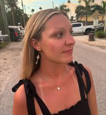 Maria Knauff (@divinegardenia) • Instagram photos and videos