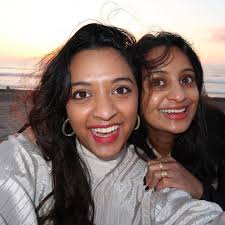 Still unwilling to accept that Halloween is over 🎃