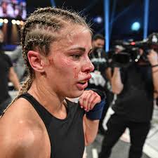 Paige vanzant has promised to make a major comeback after picking up a number of marks during her fight with rachael ostovich on friday night. Paige Vanzant Went Through Big Learning Process In Bare Knuckle Debut Already Asking For April Return Mma Fighting