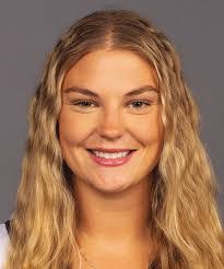 Betsy Sloan's Instagram, Twitter & Facebook