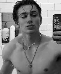 Daniel Space (flamingoolen2007)