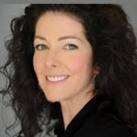 Lee Groth's Instagram, Twitter & Facebook