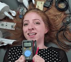 Yule-Inspired Tool Time With [Becky Stern]