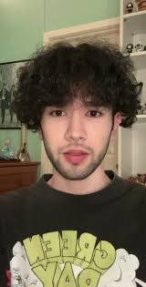 Chris Antonucci's Instagram, Twitter & Facebook