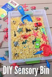 Christmas carol sensory bin ideas for play and learning along to popular christmas carols. Diy Sensory Bin For Feeding Creativity Little Mama Jama Sensory Bins Toddler Learning Activities Sensory Boxes