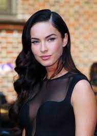 She made her acting debut in the family film holiday in the sun (2001). Pin On Celebrities