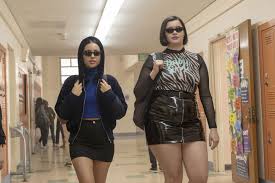 Euphoria is an american teen drama television series created and written by sam levinson, loosely based on the israeli miniseries of the same name. 10 Looks Que Convierten A Euphoria En Una De Las Series Mas Influyentes Del Mundo De La Moda