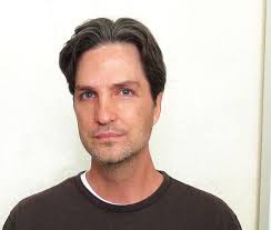 Creative Briefs (@CreativeBriefs)