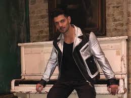Sooraj Pancholi On Father Aditya Pancholi And Kangana Ranaut S Affair Not Too Happy About Whatever Happened Her father aditya dated actress kangana ranaut who is almost similarly aged as sana. sooraj pancholi on father aditya