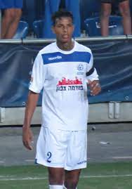 Renato dirnei florêncio santos (born 15 may 1979), known simply as renato, is a brazilian former professional footballer. Allyson Aires Dos Santos Wikipedia