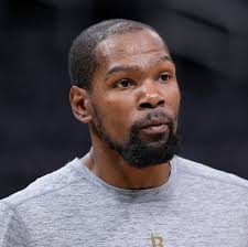 Kevin Durant over the last 7 games: 27.7 PPG 6.0 RPG 5.1 APG 1.4 BPG 58.6%  FG 51.2% 3P 90.2% FT The efficiency is CRAZY 🤯