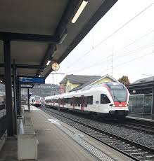 Der bus fährt alle 15 minuten richtung bahnhof von 05.30 bis 23.30 uhr. Bahnhof Emmenbrucke Wikipedia