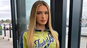 Model sasha attwood, 25, received the chilling messages and vile abuse from trolls on tiktok and instagram. 6ao3ba9aekmolm