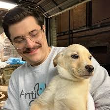 Mandy Munson's Instagram, Twitter & Facebook