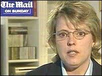 Tracey Temple's Instagram, Twitter & Facebook