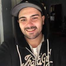 Stephen Pulsifer's Instagram, Twitter & Facebook