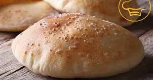 الخبز العربي اهلا و سهلا بكم على قسم خبز منزلي اليوم نقدم لكم وصفة سهلة لتحضير الخبز العربي يعتبر خبز عربي من افضل انواع الخبز في Food Bread Hamburger Bun