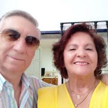 No es un fotograma del padrino o de los soprano..es la banda de  Sanchez..con Cerdan, Abalos..Koldo apoyado atrás...