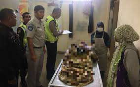 Peserta didik wna wajib mengikuti matrikulasi pendidikan bahasa indonesia paling singkat 6 bulan yang diselenggarakan oleh sekolah yang bersangkutan. Innalillahi Pergi Sekolah Siswi Sman 7 Mandau Ini Malah Tewas Ditabrak Avanza Begini Kejadiannya