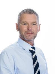 Ricky Welsh's Instagram, Twitter & Facebook