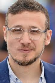 Seth Carlson's Instagram, Twitter & Facebook