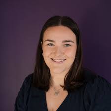 Danielle Reiser's Instagram, Twitter & Facebook