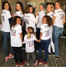 Tom brady is an american quarterback football player for the new england patriots of the national family. Tom Brady Poses With Entire Family After Super Bowl Win Daily Mail Online