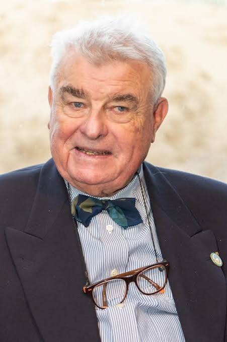 Pannese ereburger Robert Demuysere vreedzaam overleden - Neem me mee Magazine