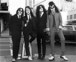 Kiss Dressed To Kill Bob Gruen In Suits Dressed To Kill Rock And Roll Kiss Band