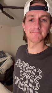 A Funny Song for Those Who Can't Dance 😂