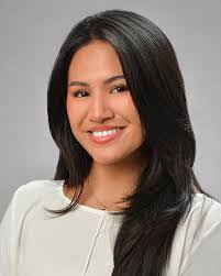 Jocelyn Collado's Instagram, Twitter & Facebook