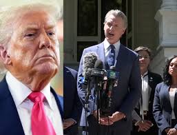 BREAKING: California's superstar Governor Gavin Newsom rises to the moment  and meets with Texas lawmakers "to push back on"