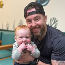 Sticking rear hatch issue