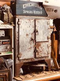 kaohsiung antique shop 1950 s vintage ice box refrigerator vintage ice box antique shops 1950 vintage