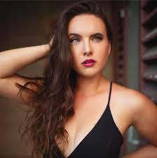 Alexandra Rae's Instagram, Twitter & Facebook