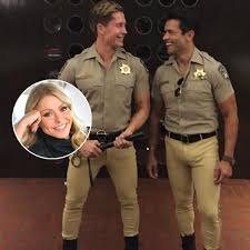 Before ripa and her husband, mark consuelos, moved into a $27 million townhouse at 12 e. Kelly Ripa Addresses Mark Consuelos Bulge After Fans Share Nsfw Comments