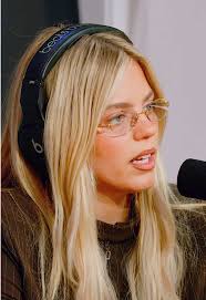 Renee Amberg Youtube