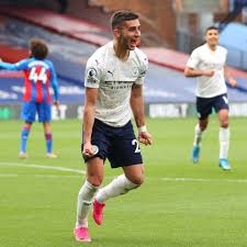 Ele terminou com um chute para fora, duas chances criadas, sete cruzamentos (dois certos) e três desarmes. 90min S Our 21 Manchester City And Spain S Ferran Torres