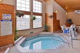 The kelly inn west yellowstone is decorated to embody the charm and excitement of yellowstone national park. Kelly Inn West Yellowstone 55 Photos 51 Reviews Hotels 104 S Canyon St West Yellowstone Mt United States Phone Number Yelp