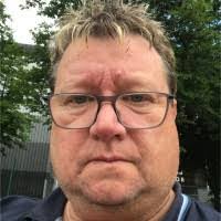 Bob Brucker's Instagram, Twitter & Facebook