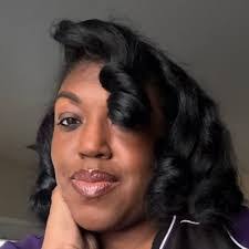 Jenna Warner's Instagram, Twitter & Facebook