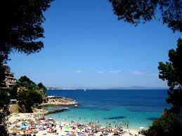 Mallorca se prepara para la llegada de visitantes del reino unido con cierto temor tras el megabrote surgido en los viajes de estudios de. File Playa De Illetas Palma De Mallorca Espana1 Jpg Travel Guide At Wikivoyage