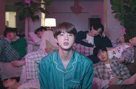 Folge deiner leidenschaft bei ebay! Bts Life Goes On Music Video Watch Billboard