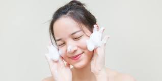 Manfaat Masker Putih Telur Untuk Perawatan Wajah Di 2020 Perawatan Wajah Wajah Perawatan Rambut