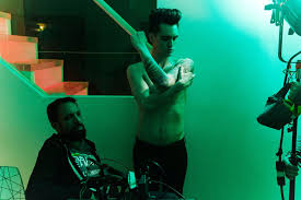 Brendon Urie Don T Threaten Me With A Good Time Don T Threaten Me With A Good Time Behind The Scenes Panic At The Disco Green Aesthetic Disco