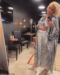 Check spelling or type a new query. Katy Perry Geschrieben Hat Einen Song Fur Ihr Ungeborenes Kind Aktuelle Boulevard Nachrichten Und Fotogalerien Zu Stars Sternchen