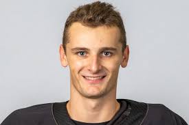 Cole Edwards's Instagram, Twitter & Facebook