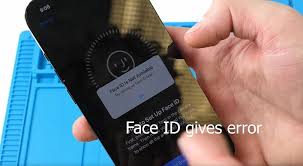 Apple has been in a tussle regarding the right to repair law and has. Iphone 13 Screen Cracked Here S How Apple Stops Face Id Working If You Try To Fix It Yourself Euronews